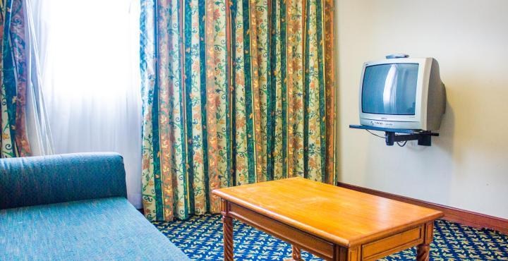 Hotel Nahar Nilgiris อูตี ภายนอก รูปภาพ
